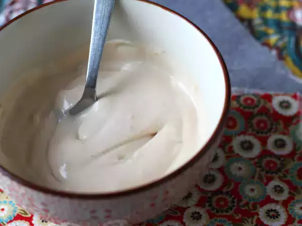 Recept Romige, smakelijke saus voor krokante kip