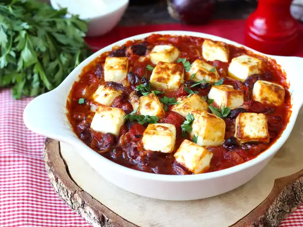 Recept Gestoofde rode bonen met tomaat en geroosterde feta