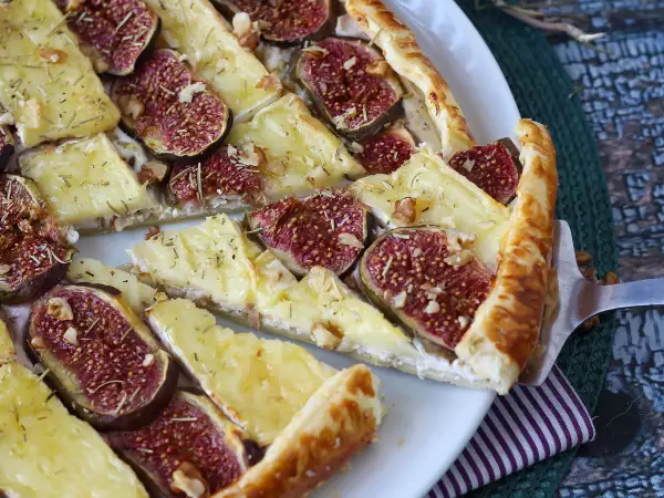 Recept Dunne taart met vijgen, brie en walnoten