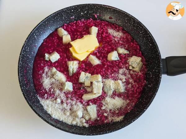 Risotto met biet en gorgonzola: een explosie van kleur en intense smaken - Voorbereiding stap 7