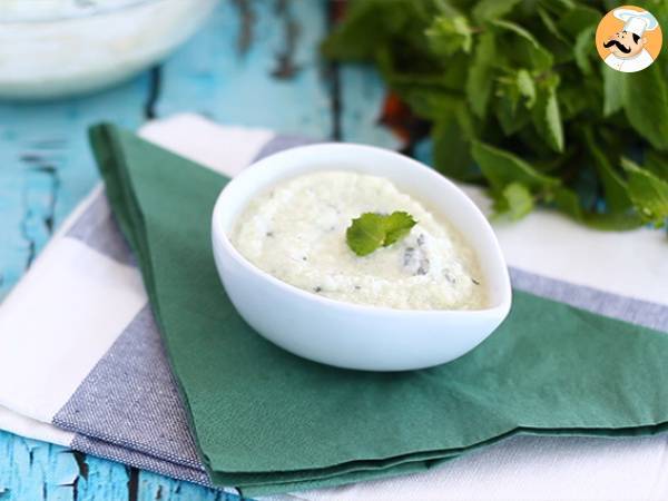 Tzatziki, de Griekse saus met komkommer en yoghurt - Voorbereiding stap 5