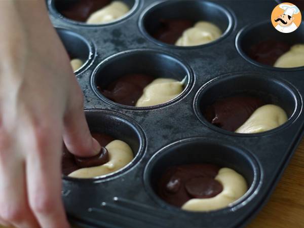 Chocolade-vanillecake met dubbele smaak en chocoladehart - Voorbereiding stap 6