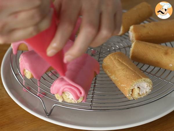 Mini aardbeienrolletjes, de Roze Panters - Voorbereiding stap 11