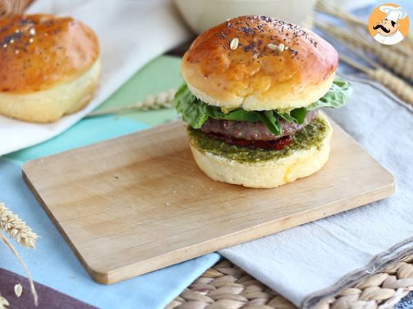 Italiaanse burger: pesto, zongedroogde tomaten, mozzarella - Voorbereiding stap 5