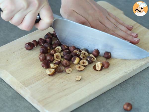 Hazelnoot fudge - Chocolade en hazelnoot vierkantjes - Voorbereiding stap 1