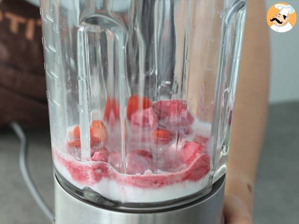 Veganistische milkshake met rood fruit - Voorbereiding stap 2