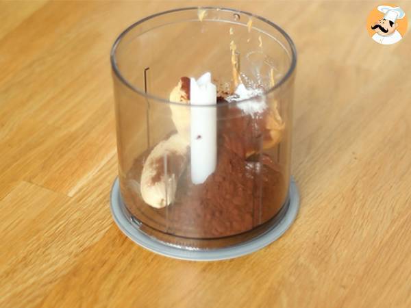 Chocolade en pindakaas mug cake in de magnetron in 1 minuut. - Voorbereiding stap 1