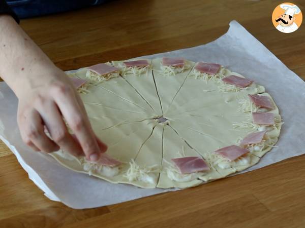 Bladerdeegcroissants met béchamelsaus, ham en kaas - Voorbereiding stap 2