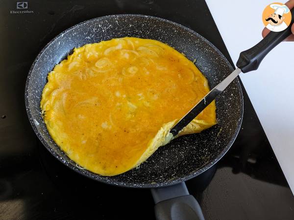 Uienomelet, het lekkere en makkelijk te bereiden recept - Voorbereiding stap 5