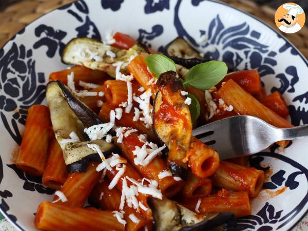 Pasta Siciliana met aubergine, de makkelijke en lichte versie - Pasta alla Norma - Voorbereiding stap 7