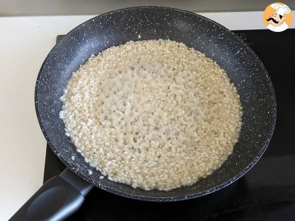 Risotto 'nduja en worst, een voorgerecht met intense smaak - Voorbereiding stap 4