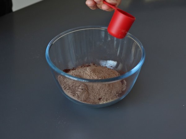 Eiwitbrownie met wei, natuurlijk glutenvrij - Voorbereiding stap 1