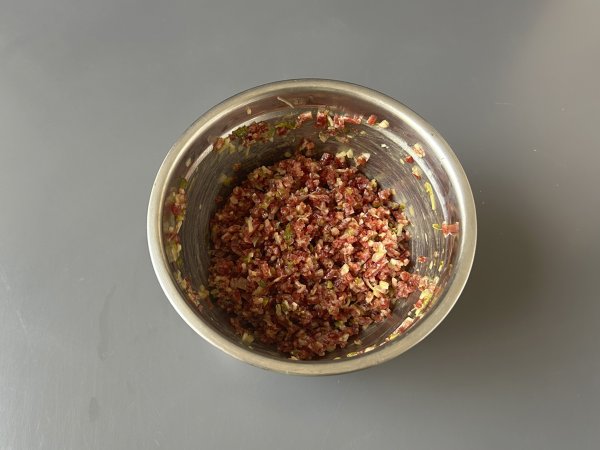 Tartar de fuet: een express versie van de klassieke steak tartaar - Voorbereiding stap 4