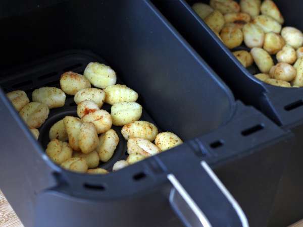 Krokante gnocchi salade, ultra trendy, smakelijk en evenwichtig, perfect voor de zomer! - Voorbereiding stap 2