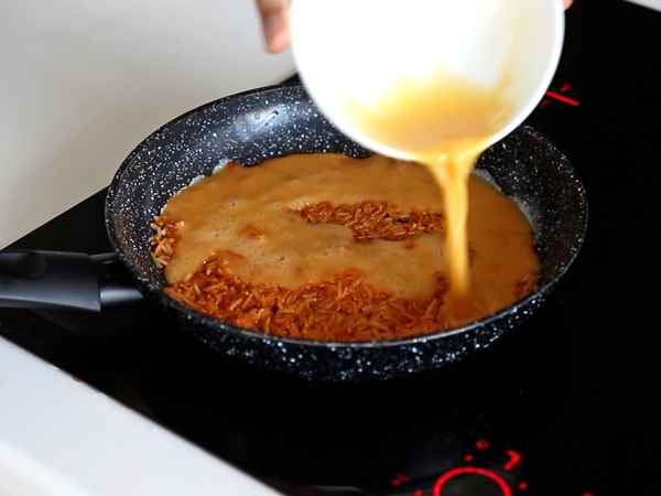 Omelet met krokante rijst en sojabonen, een pittige maaltijd die snel klaar is en geen afval oplevert! - Voorbereiding stap 4