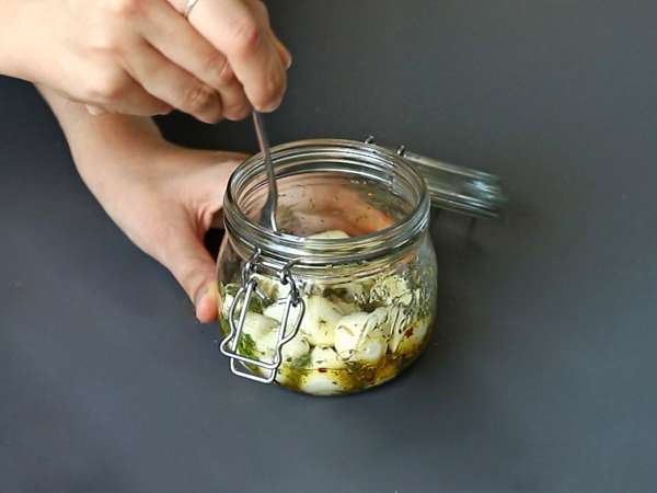 Gemarineerde mozzarellabolletjes als aperitief of salade! - Voorbereiding stap 3