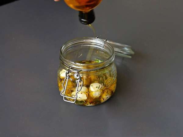 Gemarineerde mozzarellabolletjes als aperitief of salade! - Voorbereiding stap 4