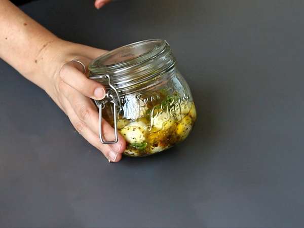 Gemarineerde mozzarellabolletjes als aperitief of salade! - Voorbereiding stap 5