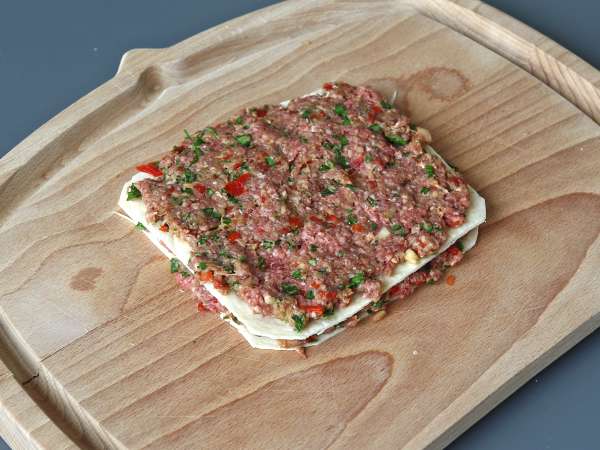 Lavash kebab met tortilla's, de beroemde gemakkelijke ovengebakken kebab! - Voorbereiding stap 5