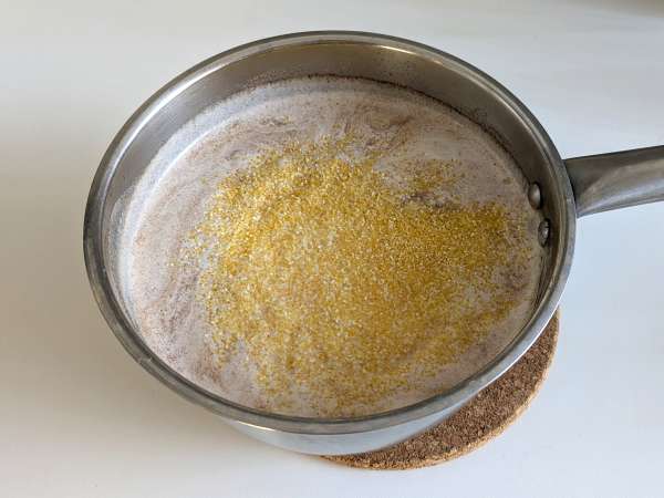 Perfecte romige polenta: eenvoudig recept voor een zacht en smakelijk gerecht - Voorbereiding stap 2