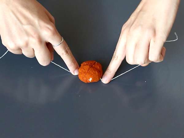 Aperitiefkaaspasta in de vorm van pompoenen, perfect voor Halloween! - Voorbereiding stap 5