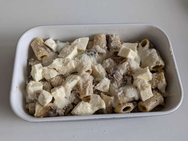 Pasta al forno ai funghi: het perfecte romige en draderige recept voor de herfst - Voorbereiding stap 8