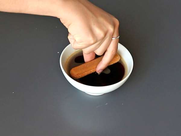 Tiramisu-vormige stam zonder vorm voor koffieliefhebbers - Voorbereiding stap 2