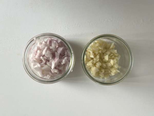 Snel en makkelijk recept voor gebakken champignons - Voorbereiding stap 2