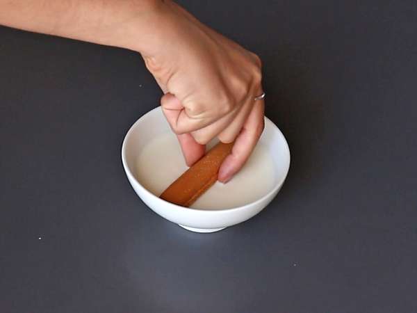 Je hebt geen mal nodig om deze rode fruitlog te maken! - Voorbereiding stap 2