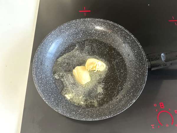 Gekonfijte ui: eenvoudig, elegant en perfect bij vlees en kaas - Voorbereiding stap 2