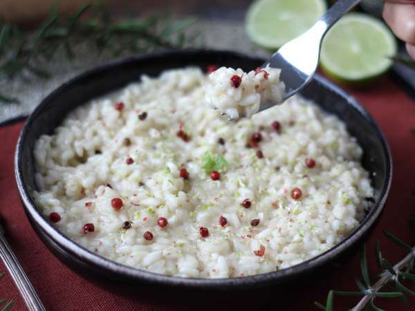 Risotto met limoen en roze peper: elegant vegetarisch recept voor speciale diners - Voorbereiding stap 7