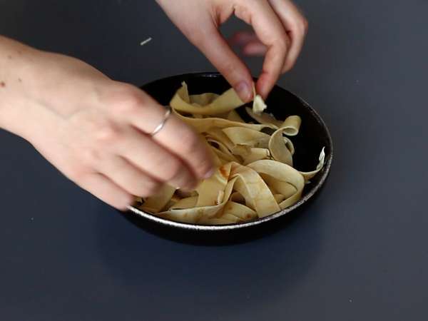 Pannenkoek tagliatelle met chocolade en pinda's! - Voorbereiding stap 6