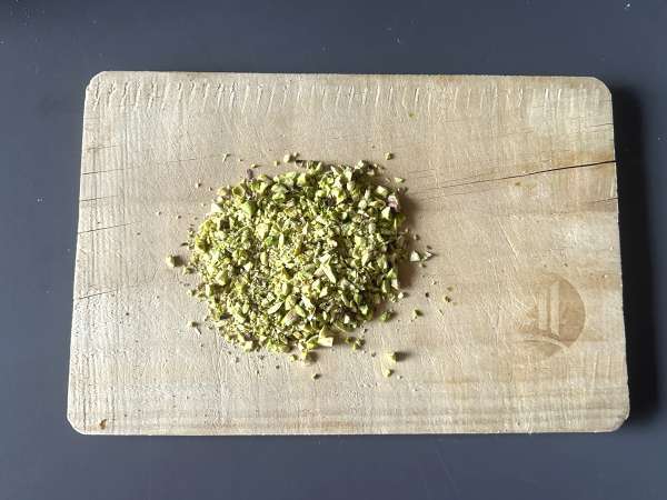 Soletilla hartjes met chocolade en pistache coating - Voorbereiding stap 1