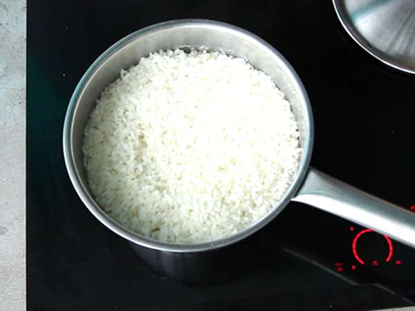 Onigiri met in sojasaus geconserveerde eidooiers - Voorbereiding stap 3