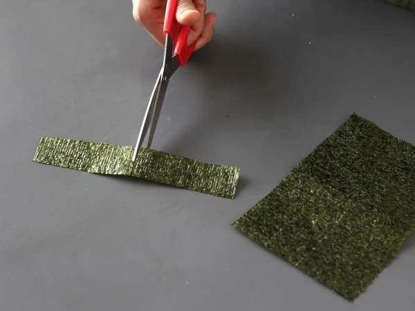 Onigiri met in sojasaus geconserveerde eidooiers - Voorbereiding stap 4