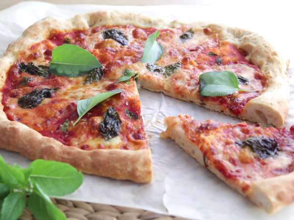 Vochtige pizza Margherita - Voorbereiding stap 10