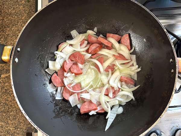 Gouden peperoni farofa met ei en wortel - Voorbereiding stap 1