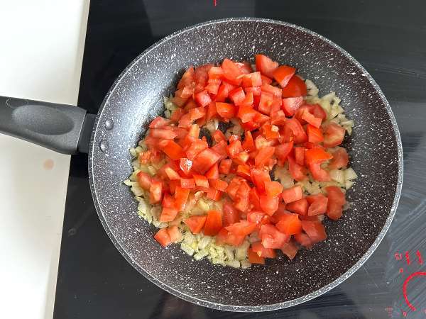 Sardientaart: een eenvoudig, vochtig en lekker recept - Voorbereiding stap 2