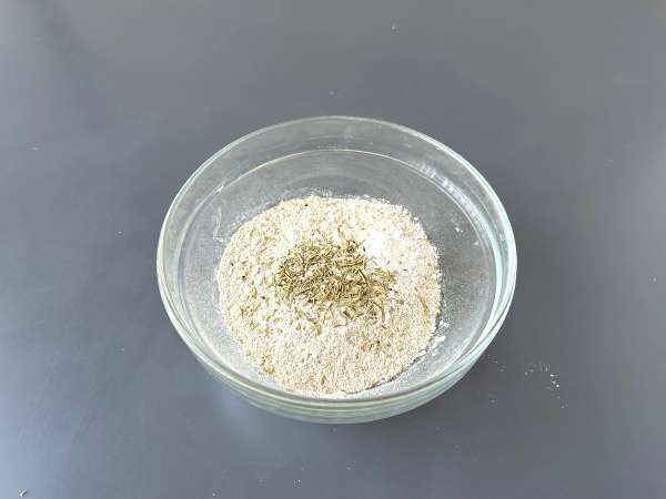 Zelfgemaakte gekruide gressins: makkelijk te maken en super knapperig! - Voorbereiding stap 1