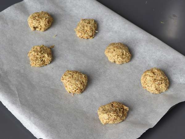 Dubai kauwbare koekjes, het virale recept voor mochi's met pistache en kadaivulling - Voorbereiding stap 4