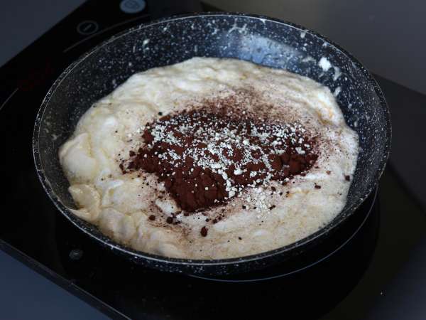 Dubai kauwbare koekjes, het virale recept voor mochi's met pistache en kadaivulling - Voorbereiding stap 6