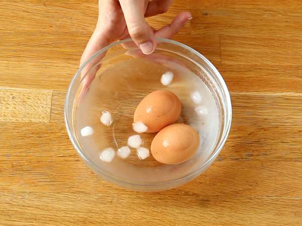 Krokante feta-eieren: het ultra-simpele, trendy recept - Voorbereiding stap 2