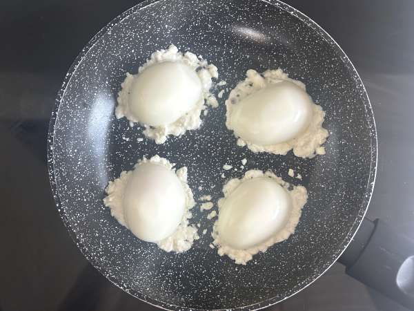 Krokante feta-eieren: het ultra-simpele, trendy recept - Voorbereiding stap 5