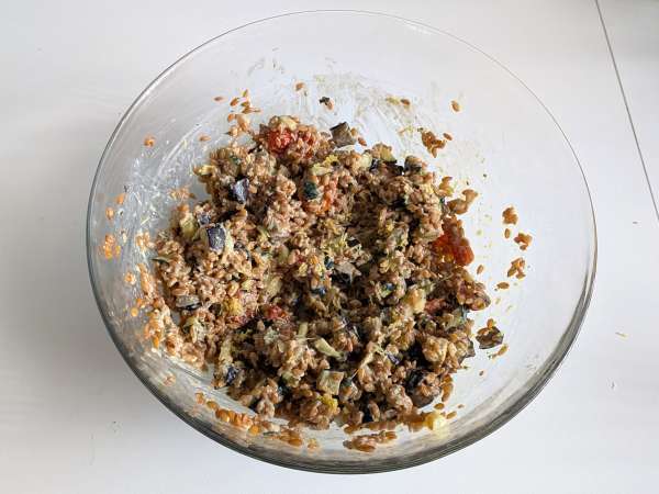 Romige speltsalade met courgettes, aubergines en cherrytomaatjes - Voorbereiding stap 7