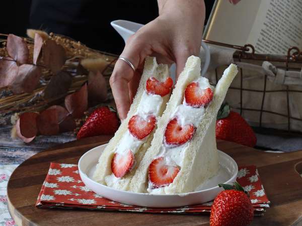 Ichigo sando, het Japanse aardbeienbroodje! - Voorbereiding stap 10