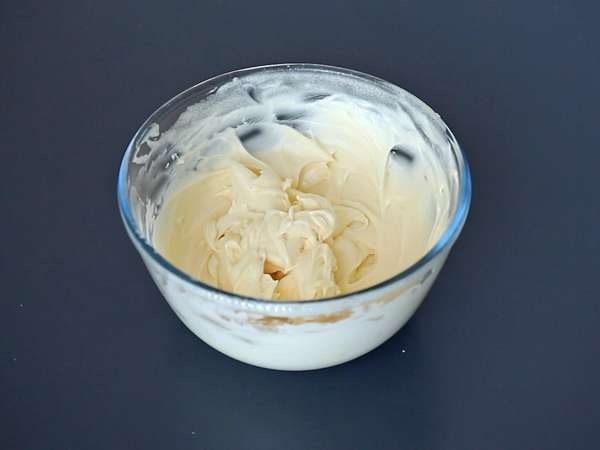 Tiramisu met geroosterde abrikozen: het perfecte fruitige en smeltende dessert voor de zomer - Voorbereiding stap 4