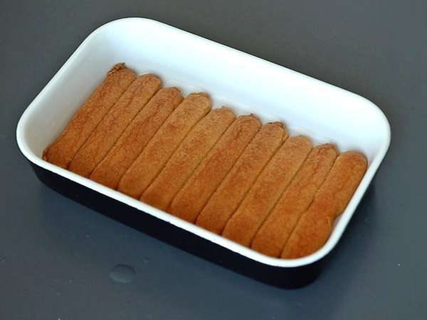 Tiramisu met geroosterde abrikozen: het perfecte fruitige en smeltende dessert voor de zomer - Voorbereiding stap 7