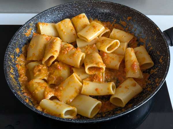 Pasta met paprika en munt: romig en geurig - Voorbereiding stap 8