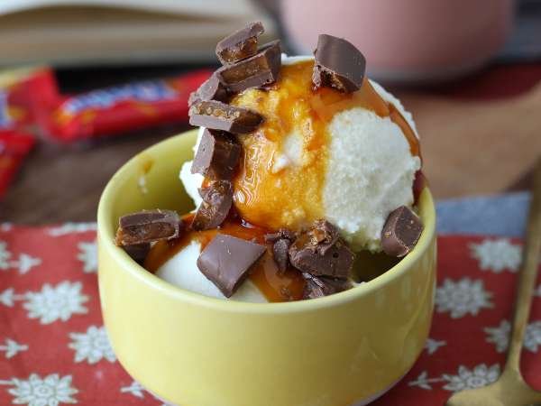 Zelfgemaakte McFlurry met karamel en daim, gemaakt met de Ninja Creami - Voorbereiding stap 6