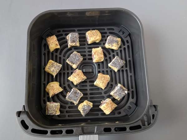 Rustici met worst en kaas uit de heteluchtfriteuse - Voorbereiding stap 9